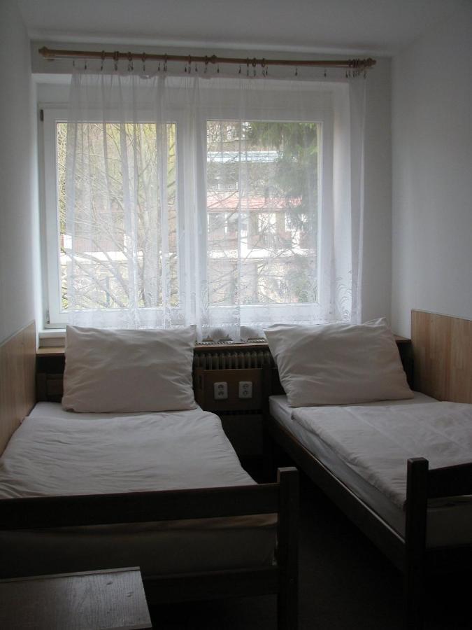 Hostel Sokol Troja 프라하 외부 사진