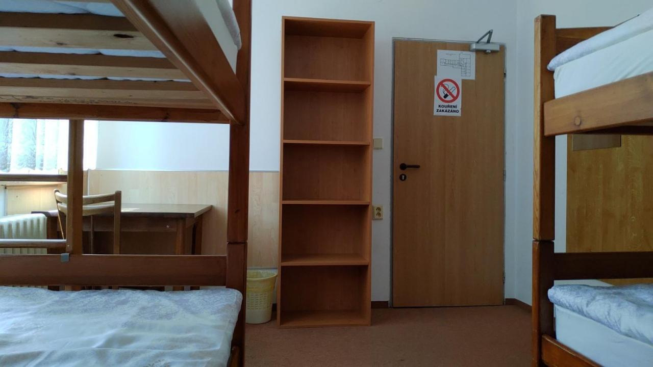 Hostel Sokol Troja 프라하 외부 사진